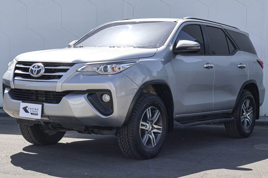TOYOTA FORTUNER 4X4 2020 - 3023 